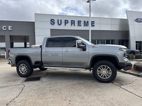 Used 2024 Chevrolet Silverado 2500 LTZ w/ LTZ Convenience Package image 1