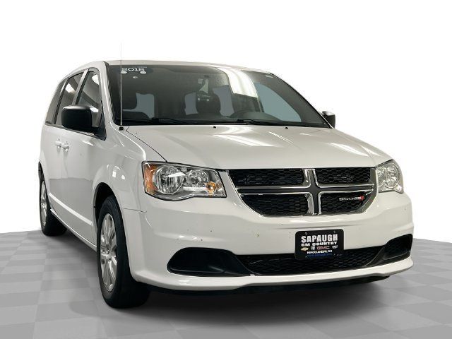 Used 2018 Dodge Grand Caravan SE w/ UConnect Hands-Free Group FWD image 1