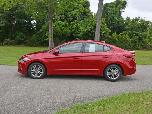 Used 2017 Hyundai Elantra Value Edition FWD image 2