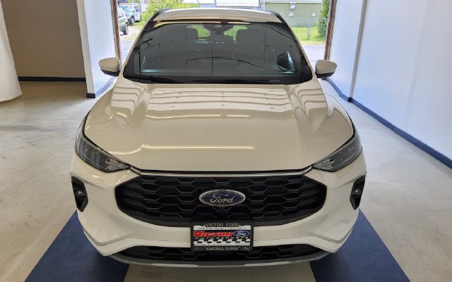 Used 2024 Ford Escape ST-Line Select w/ Tech Pack #2 AWD/4WD image 5