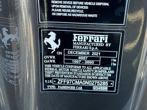 Used 2022 Ferrari 812 GTS image 33