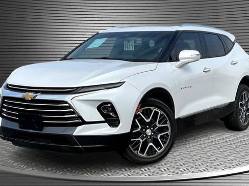 Used 2023 Chevrolet Blazer Premier w/ Driver Confidence II Package image 1