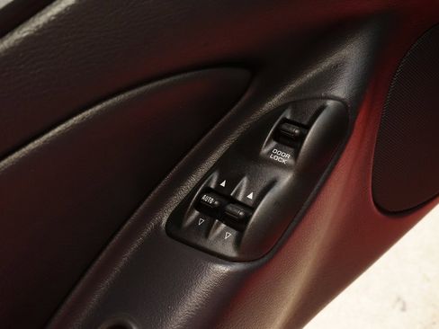 Used 1999 Plymouth Prowler image 21