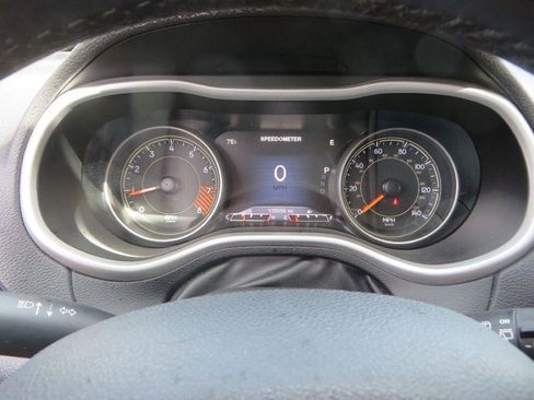 Used 2015 Jeep Cherokee Trailhawk w/ Trailer Tow Group AWD/4WD image 17