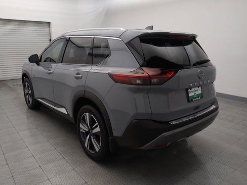 Used 2023 Nissan Rogue SL w/ SL Premium Package image 5