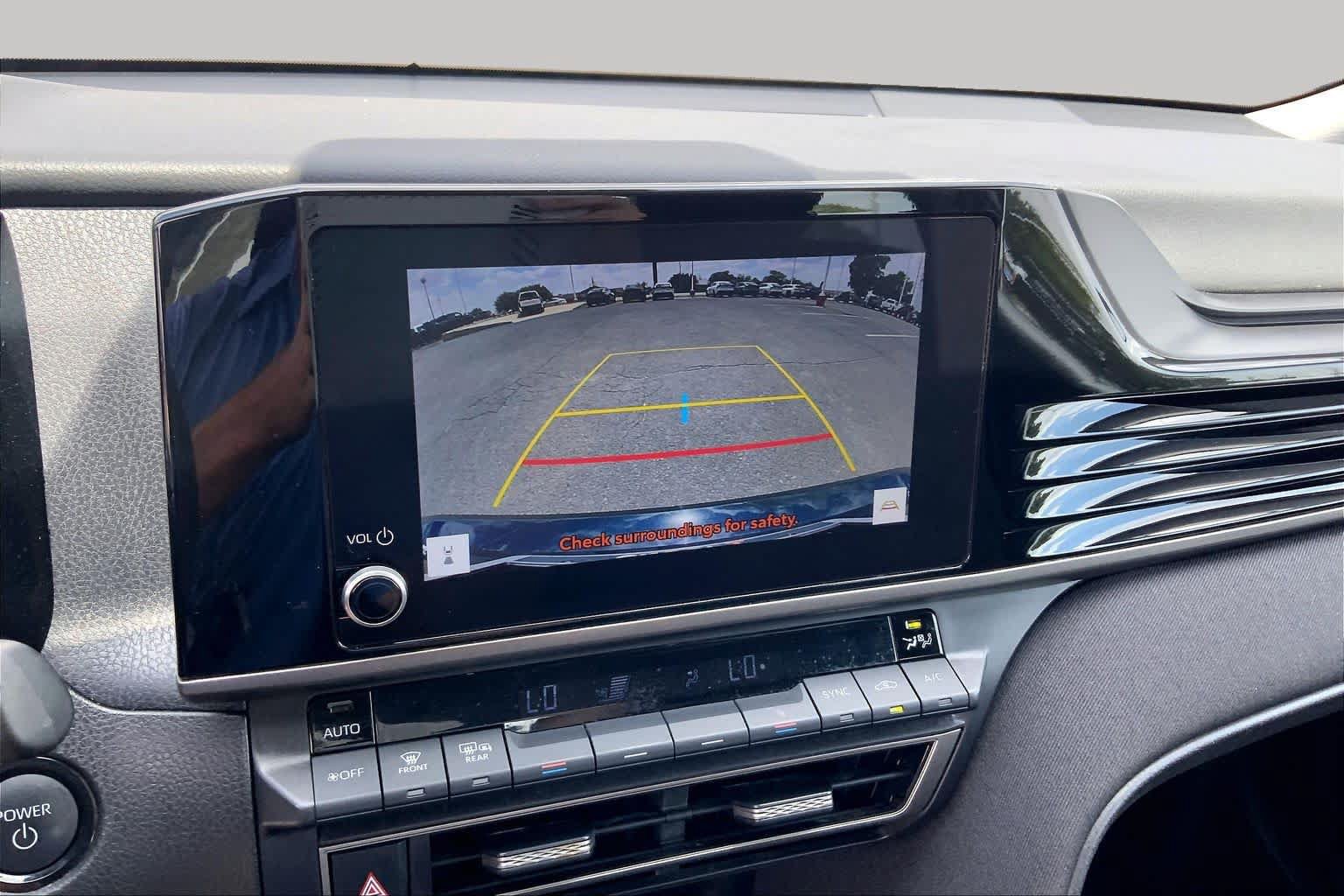 Used 2025 Toyota Camry LE FWD image 27