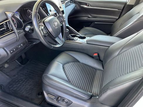 Used 2024 Toyota Camry SE FWD image 19