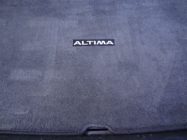 Used 2024 Nissan Altima 2.5 SV FWD image 8