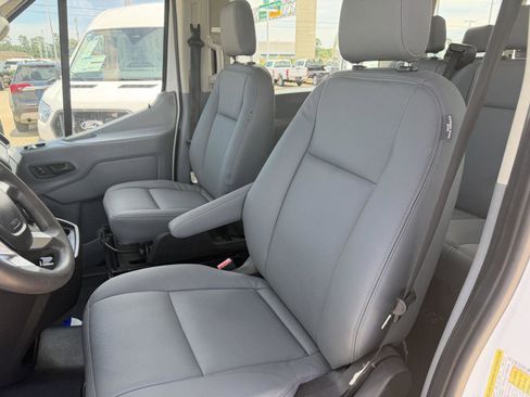 Used 2019 Ford Transit 350 XL RWD image 18