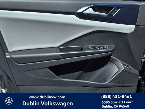 Used 2022 Volkswagen Taos SE AWD/4WD image 10
