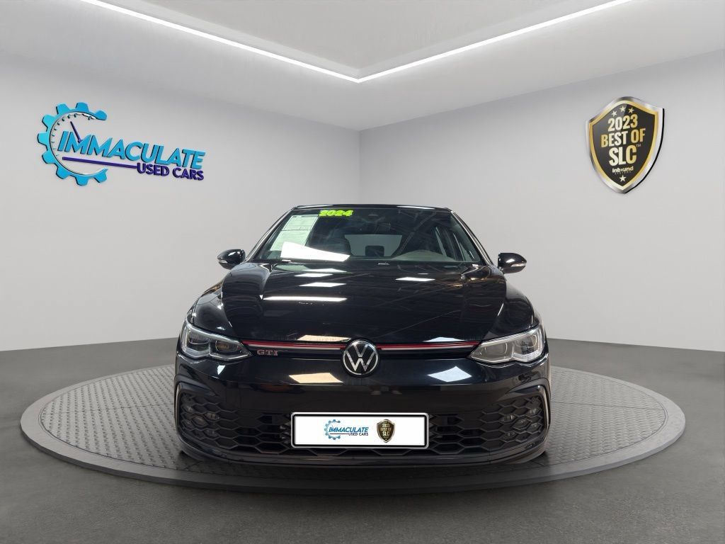 Used 2024 Volkswagen GTI SE FWD image 8