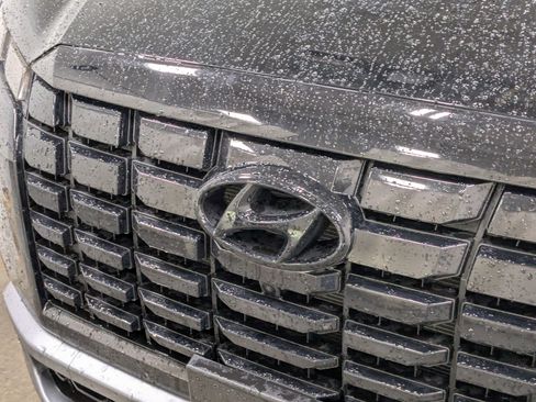 Used 2025 Hyundai Palisade Limited AWD/4WD image 14