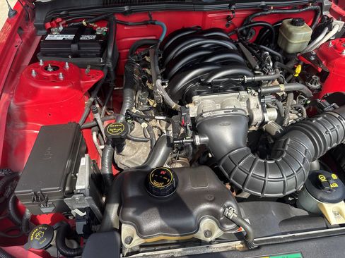 Used 2006 Ford Mustang GT image 27