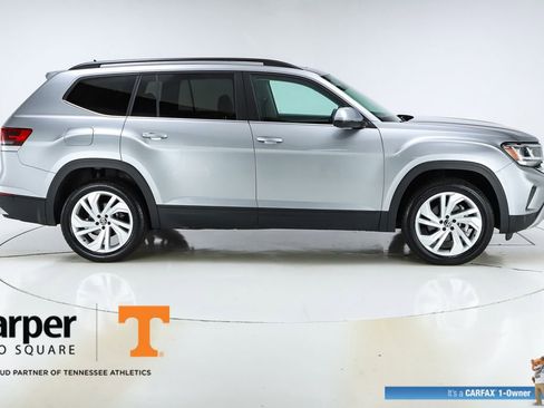 Used 2023 Volkswagen Atlas SE w/ Panoramic Sunroof Package image 50