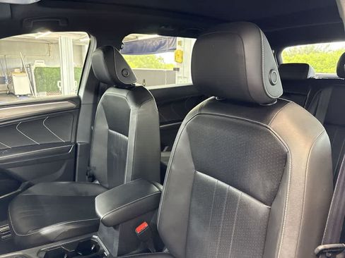 Certified 2023 Volkswagen Tiguan SE R-Line FWD image 14