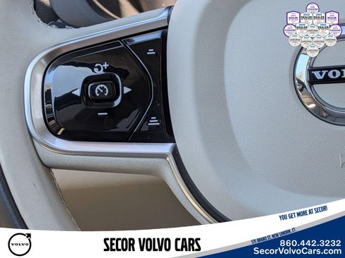 Used 2023 Volvo XC60 B5 Ultimate w/ Climate Package AWD/4WD image 17