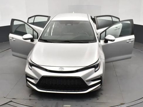 Used 2024 Toyota Corolla SE image 10
