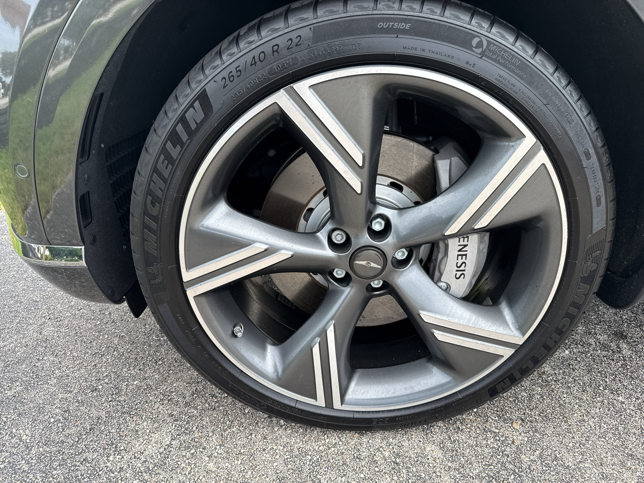 Certified 2025 Genesis GV80 3.5T Prestige AWD/4WD image 9