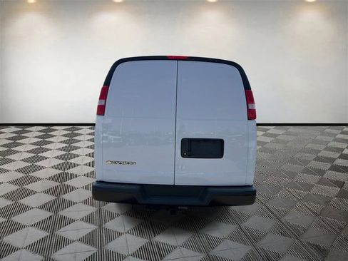 New 2026 Chevrolet Express 3500 w/ Driver Convenience Package RWD image 6