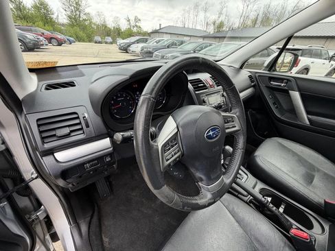 Used 2015 Subaru Forester 2.5i Touring w/ Popular Package #2 AWD/4WD image 10