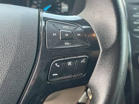 Used 2018 Ford Explorer 4WD image 17