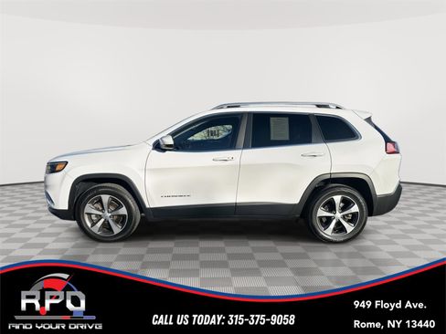 Used 2019 Jeep Cherokee Limited image 2