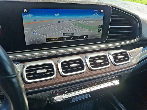 Used 2020 Mercedes-Benz GLE 350 4MATIC image 20