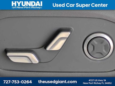 Used 2024 Hyundai Santa Fe Limited AWD/4WD image 26