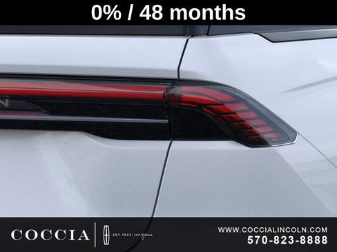 New 2026 Lincoln Nautilus Premier AWD/4WD image 21