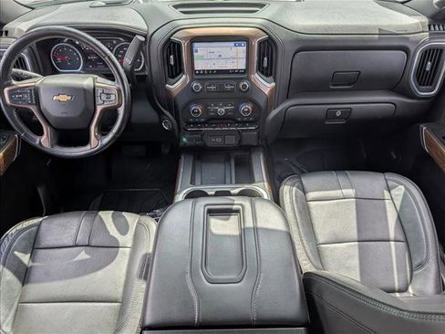Used 2021 Chevrolet Silverado 1500 High Country AWD/4WD image 15