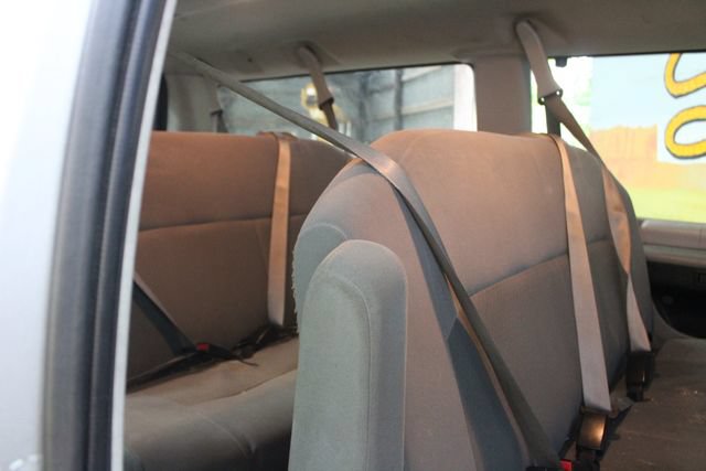 Used 2012 Ford E-350 and Econoline 350 XLT RWD image 9