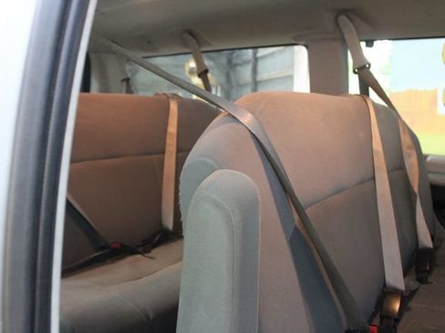 Used 2012 Ford E-350 and Econoline 350 XLT RWD image 9