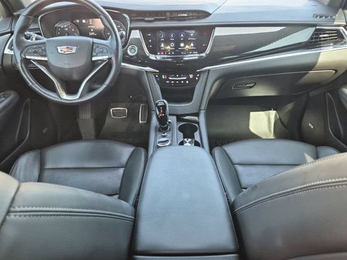 Used 2023 Cadillac XT6 Sport w/ Technology Package AWD/4WD image 13