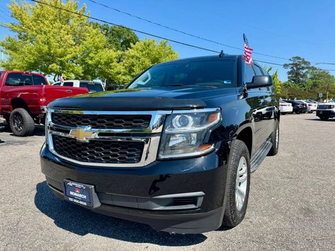 Used 2018 Chevrolet Suburban LT AWD/4WD image 1