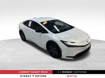 Used 2023 Toyota Prius LE