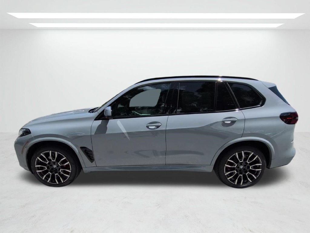 New 2026 BMW X5 xDrive40i w/ M Sport Package AWD/4WD image 7