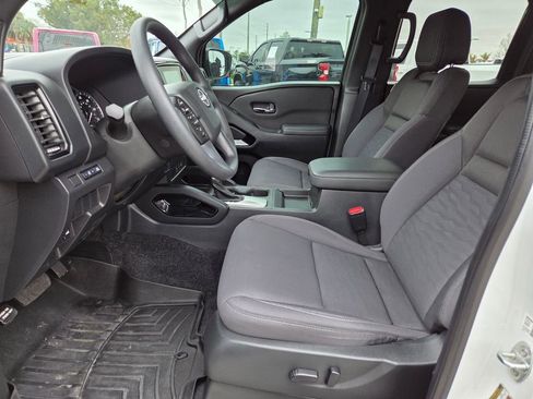 Used 2023 Nissan Frontier SV w/ Midnight Edition Package image 21