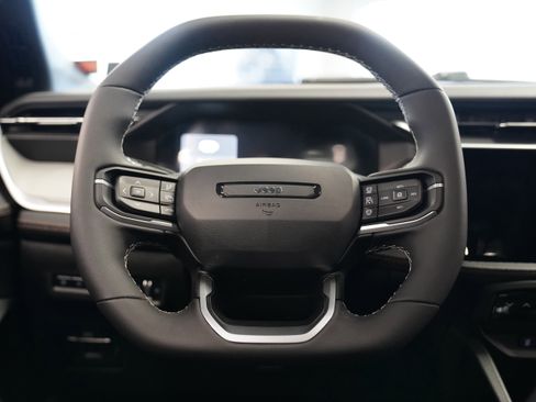 New 2026 Jeep Cherokee Limited image 17