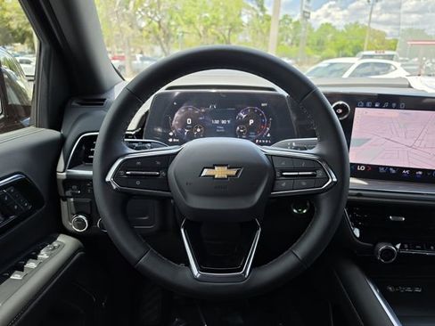 New 2026 Chevrolet Suburban Premier RWD image 16