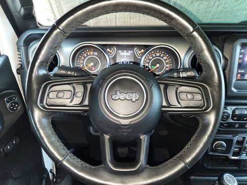 Used 2022 Jeep Gladiator Sport AWD/4WD image 24
