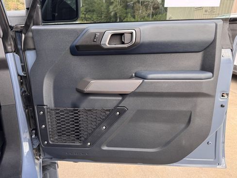 Used 2023 Ford Bronco Outer Banks image 17