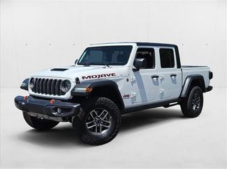 Used 2025 Jeep Gladiator Mojave w/ Convenience Group video 1