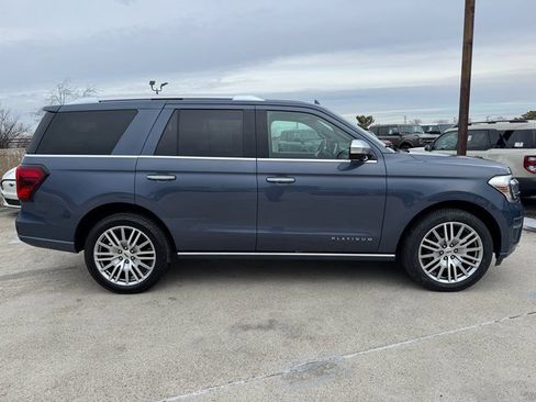 Certified 2023 Ford Expedition Platinum image 7