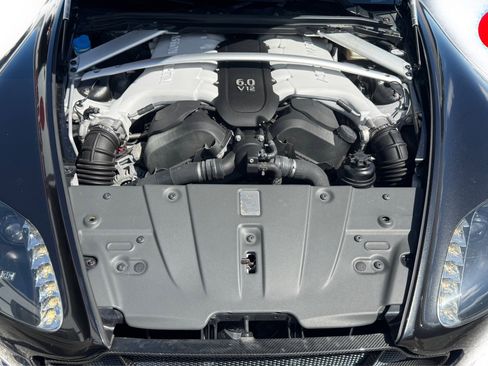 Used 2017 Aston Martin V12 Vantage S image 7