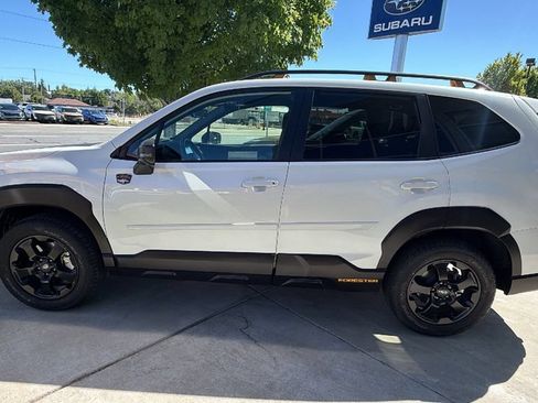 Used 2025 Subaru Forester Wilderness w/ Convenience Package AWD/4WD image 7