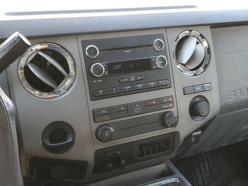 Used 2011 Ford F250 XLT w/ XLT Interior Pkg RWD image 28