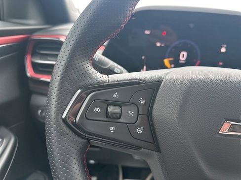 Used 2024 Chevrolet TrailBlazer RS w/ Convenience Package image 23