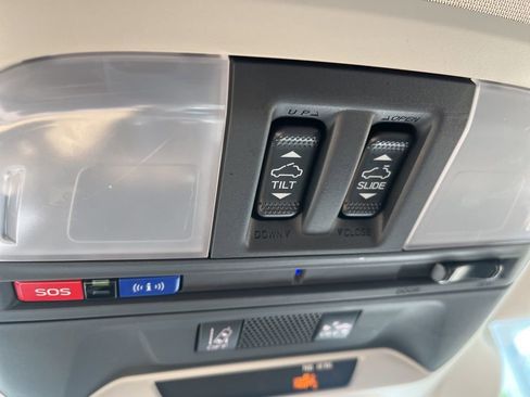 Used 2021 Subaru Crosstrek 2.5i Limited w/ Moonroof Package 2 image 20