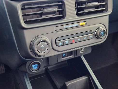 New 2026 Ford Maverick Lariat w/ Black Appearance Package image 24