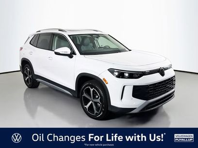 New 2025 Volkswagen Tiguan SE